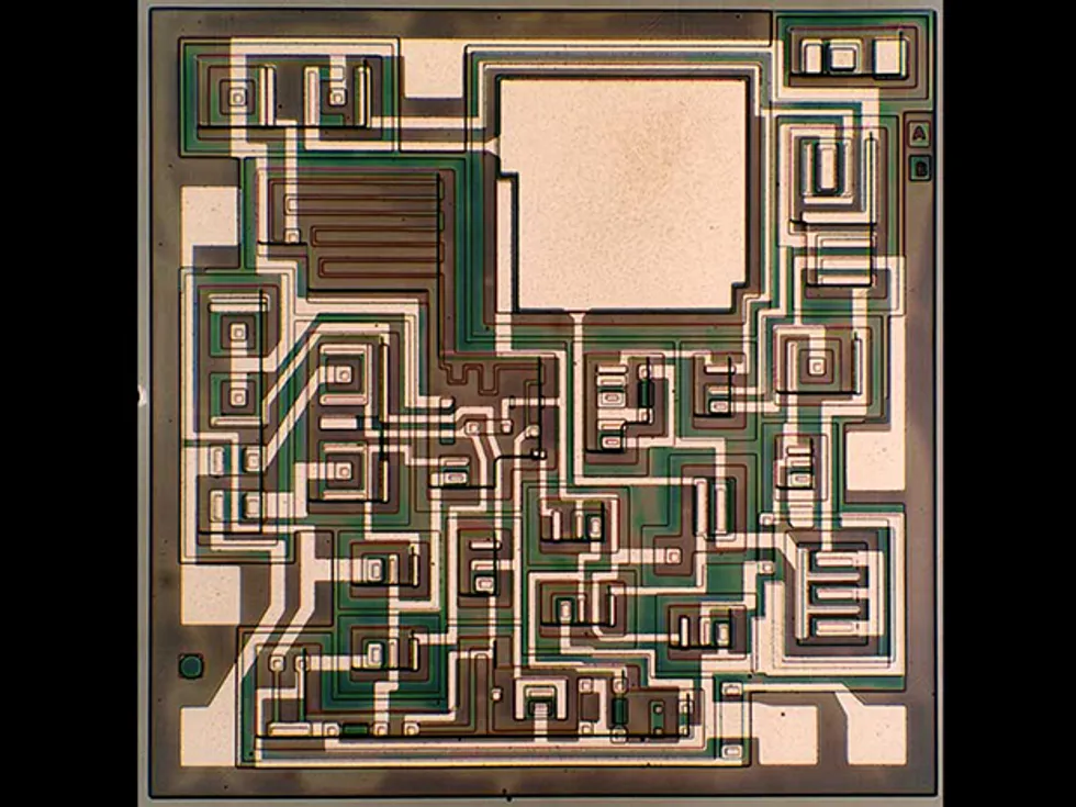 photo of fairchild semiconductor ma741 op amp